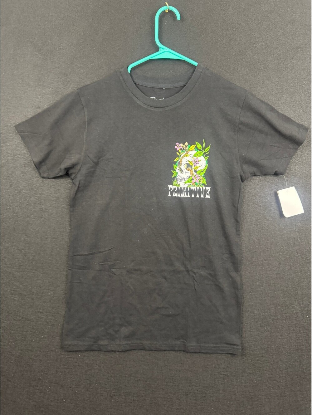 Primitive Black Graphic Skull T-Shirt with Floral Design Size Small